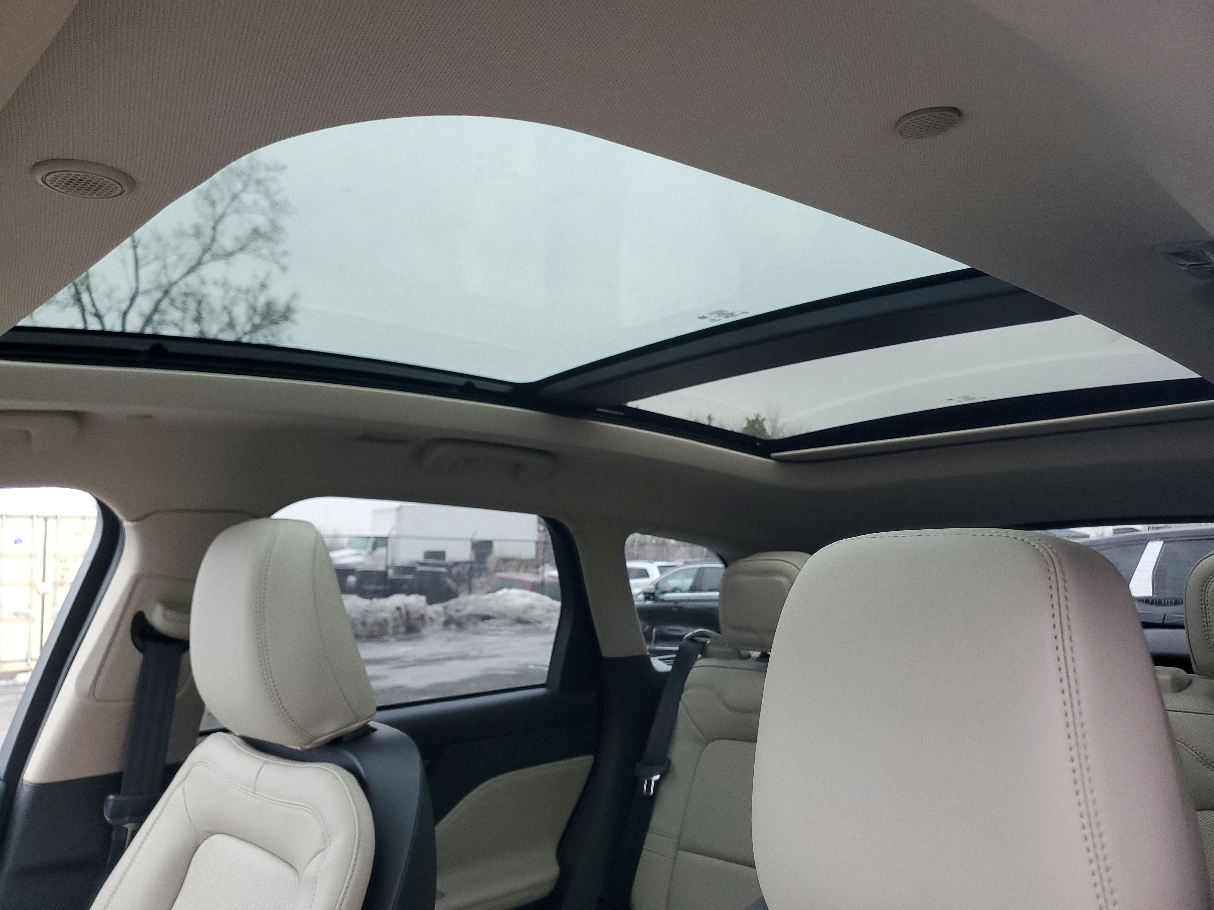 New 2026 Lincoln Corsair Premiere AWD/4WD image 11