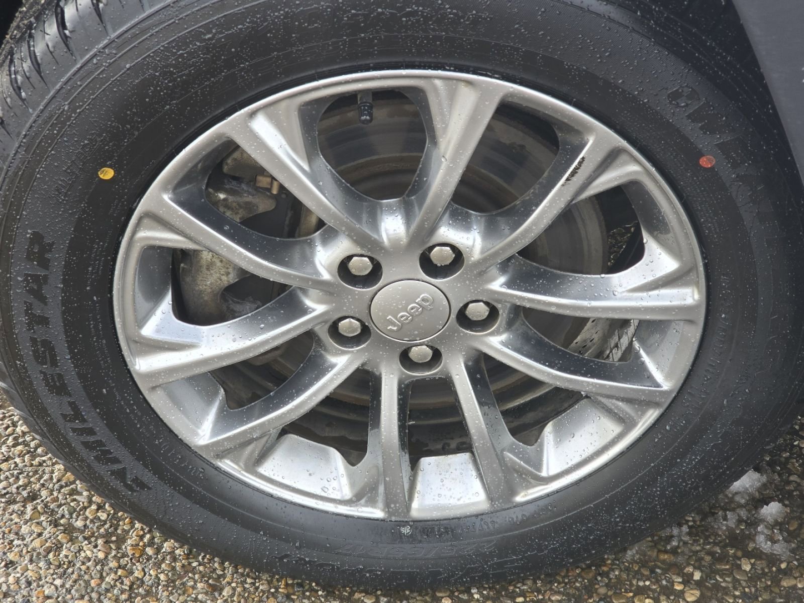 Used 2021 Jeep Cherokee Latitude Lux w/ Comfort/Convenience Group image 32