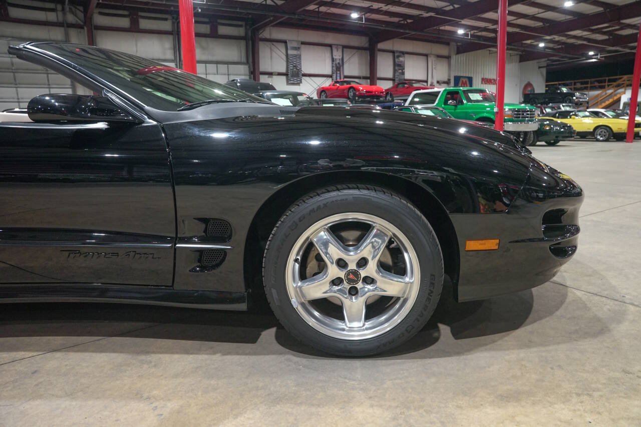 Used 2001 Pontiac Firebird Trans Am RWD image 11