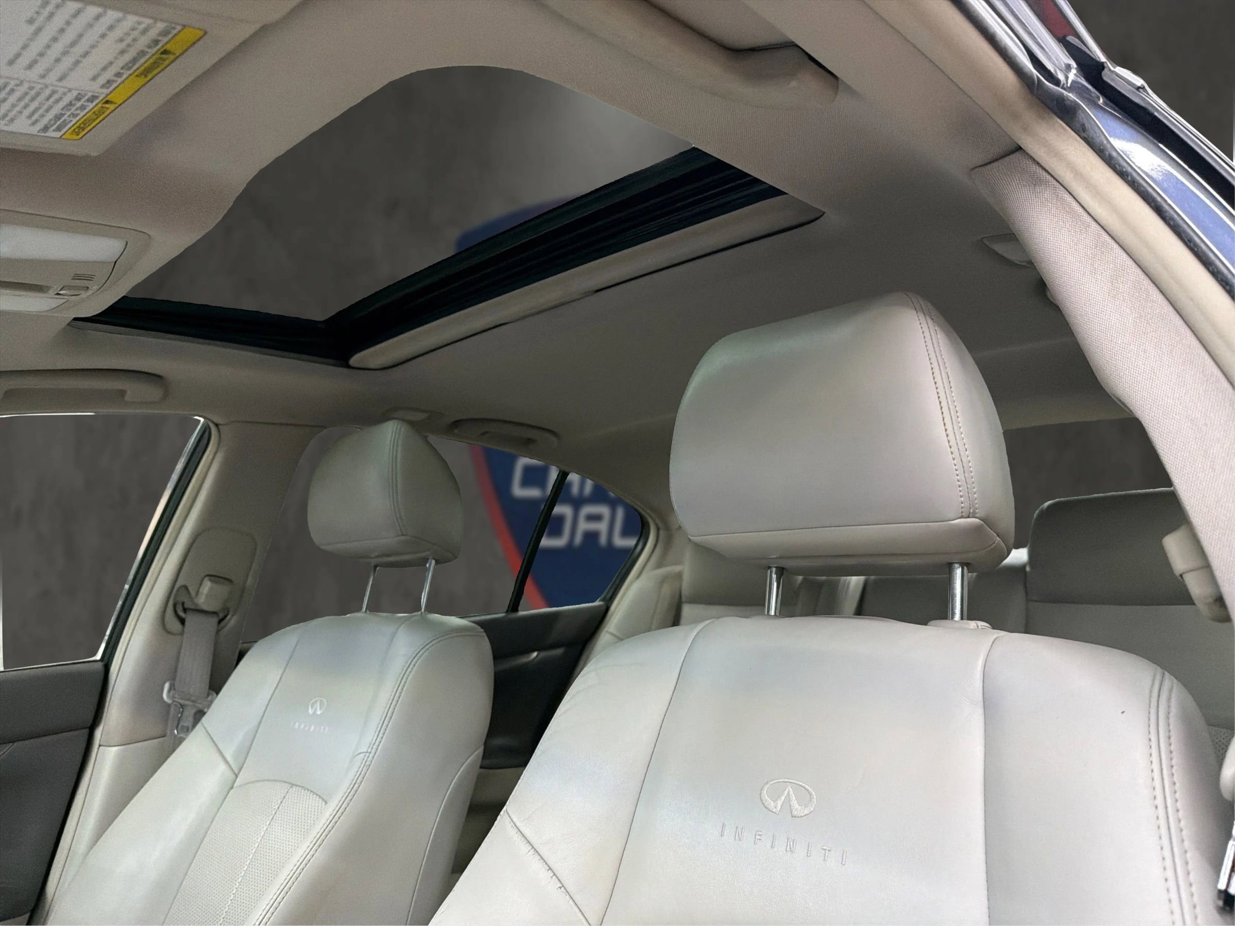 Used 2010 INFINITI G37 Journey w/ Premium Pkg image 41