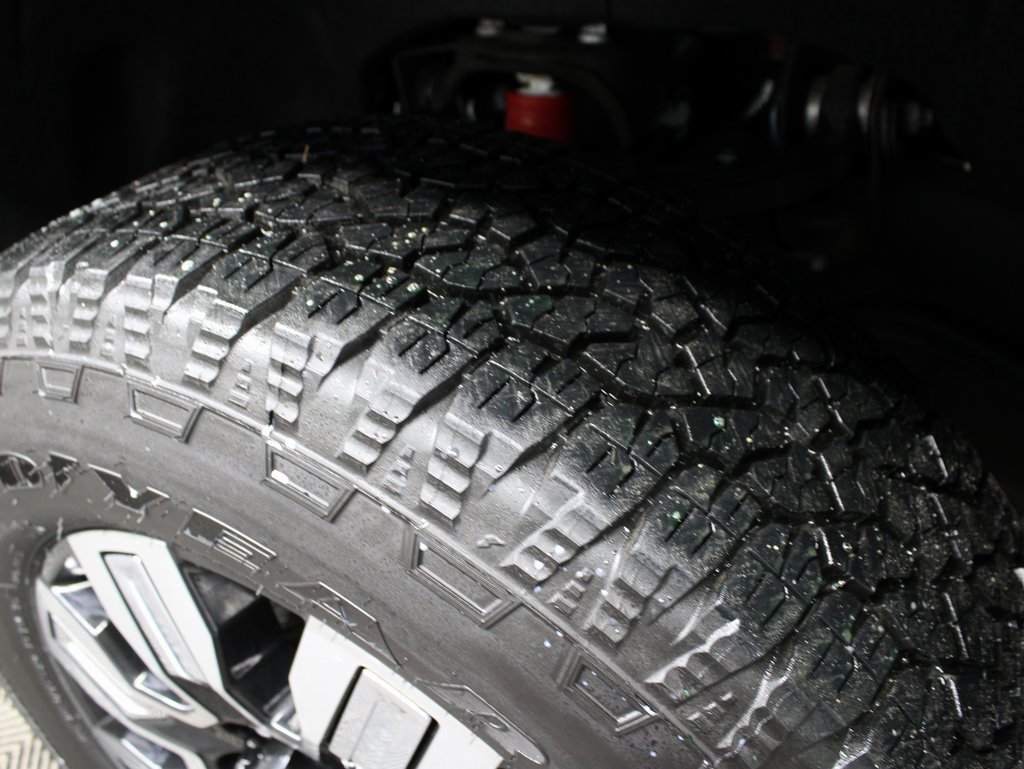 Used 2024 GMC Sierra 2500 Denali w/ Technology Package image 7