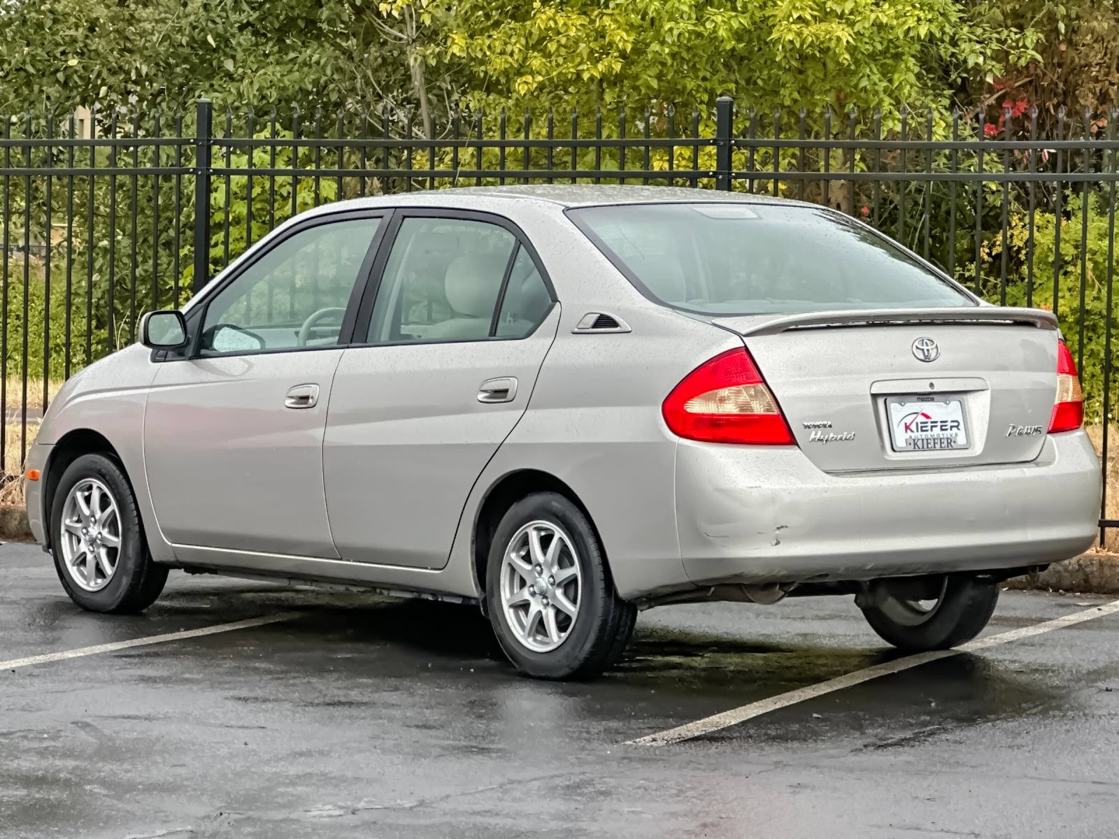 Used 2002 Toyota Prius FWD image 6