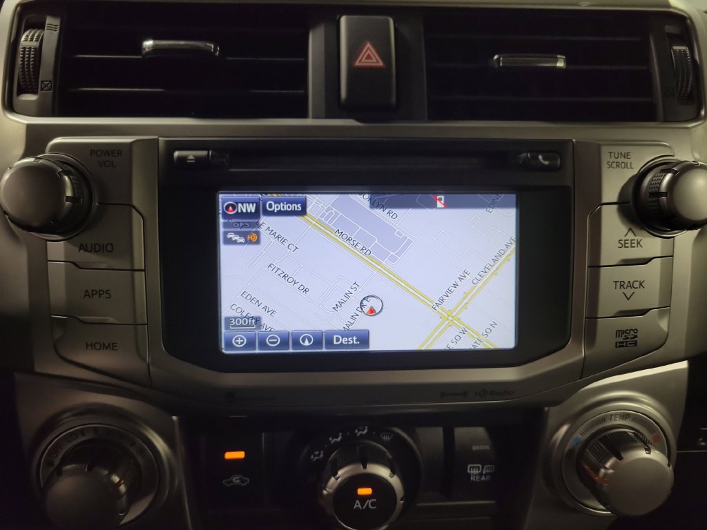 Used 2017 Toyota 4Runner SR5 Premium AWD/4WD image 20
