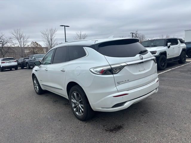 Used 2024 Buick Enclave Avenir w/ Avenir Technology Package image 8