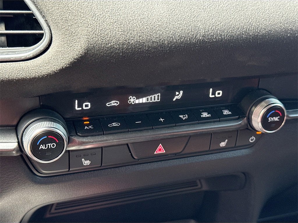 Used 2024 MAZDA CX-30 Carbon image 15