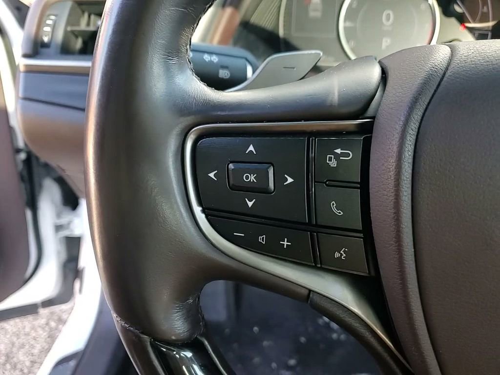 Used 2021 Lexus ES 250 w/ Premium Package image 30