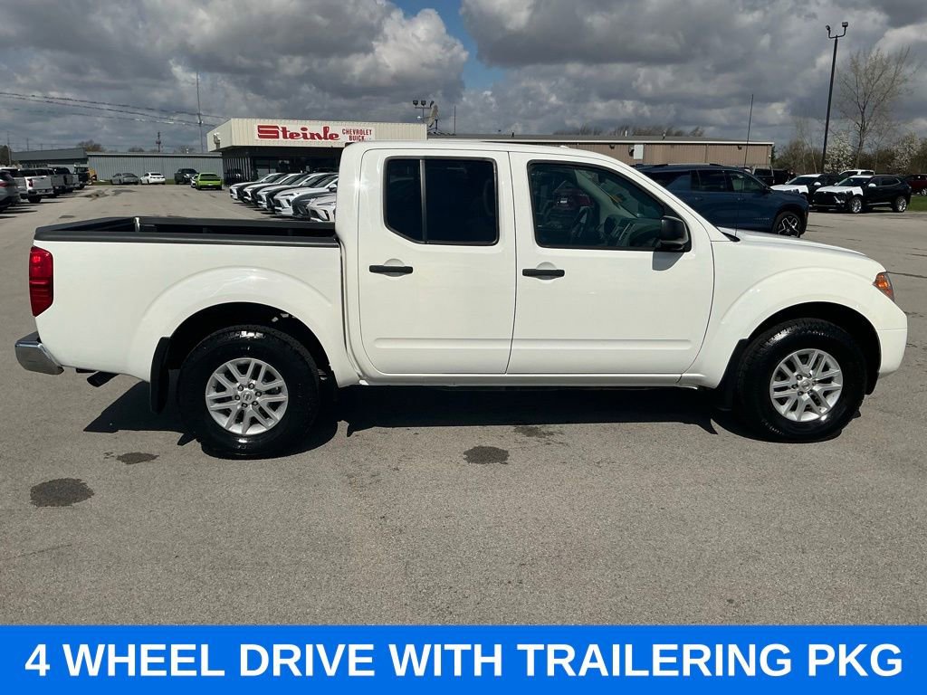 Used 2018 Nissan Frontier SV image 2