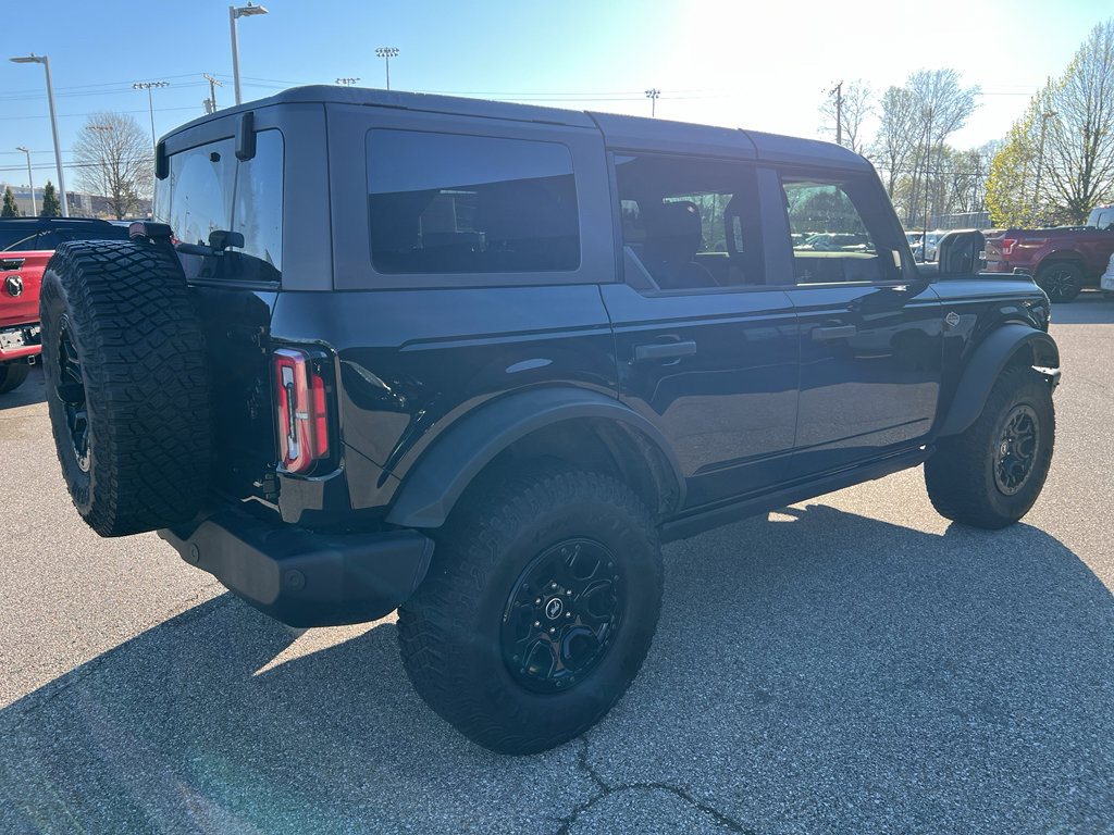 Used 2023 Ford Bronco Wildtrak image 8