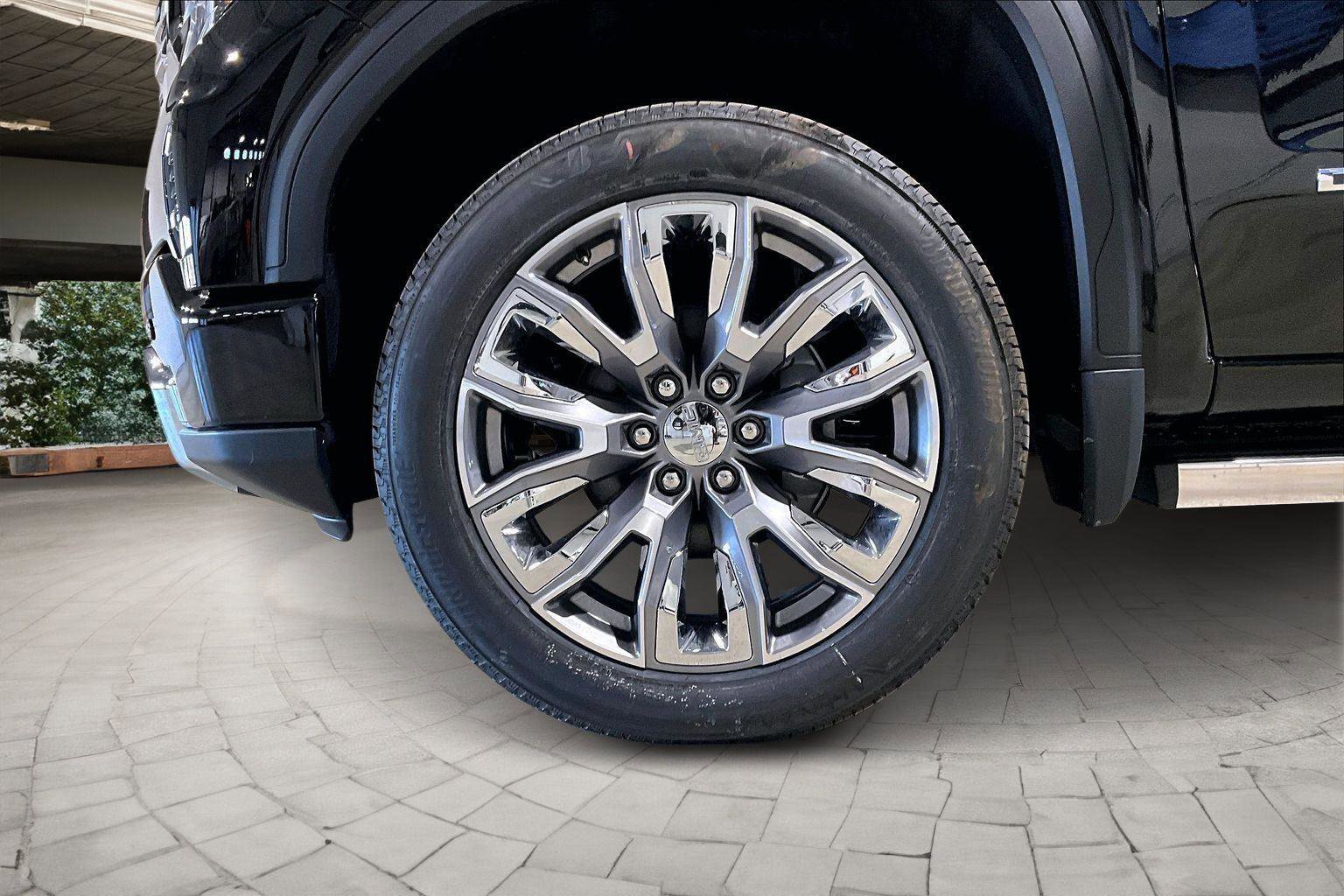 New 2026 GMC Sierra 1500 Denali w/ Denali Reserve Package image 16