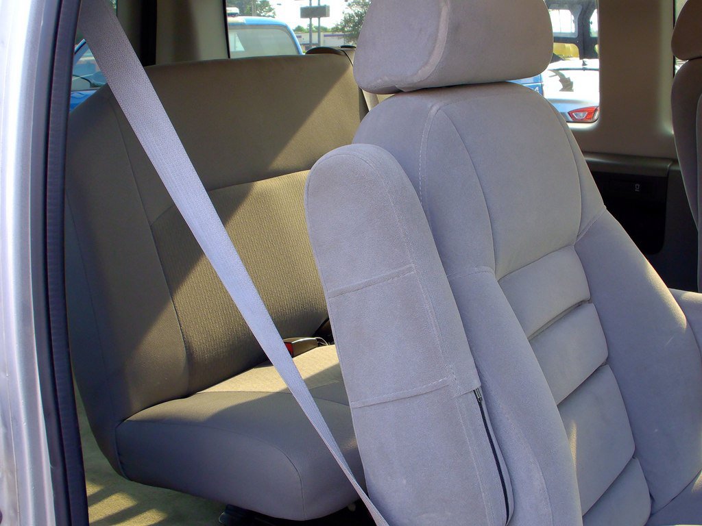 Used 2013 Ford E-150 and Econoline 150 Wagon RWD image 8