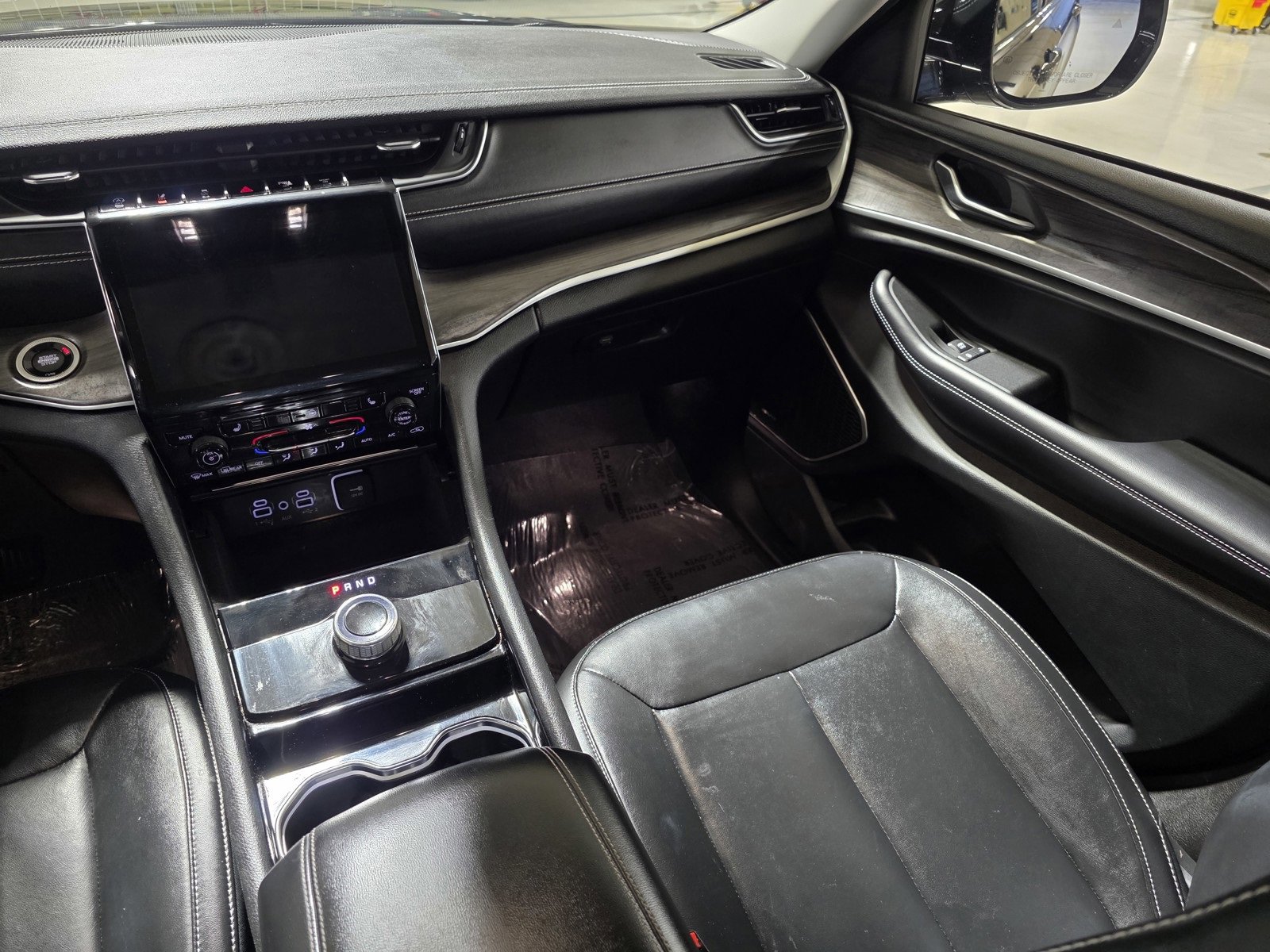 Used 2021 Jeep Grand Cherokee L Limited image 18