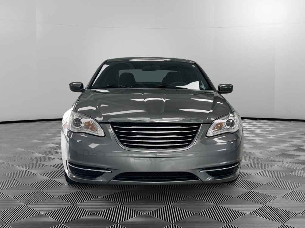 Used 2012 Chrysler 200 LX FWD image 3