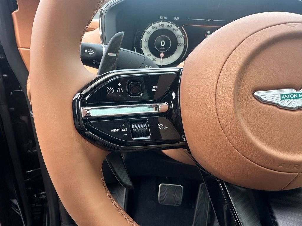 New 2026 Aston Martin DBX 707 image 19