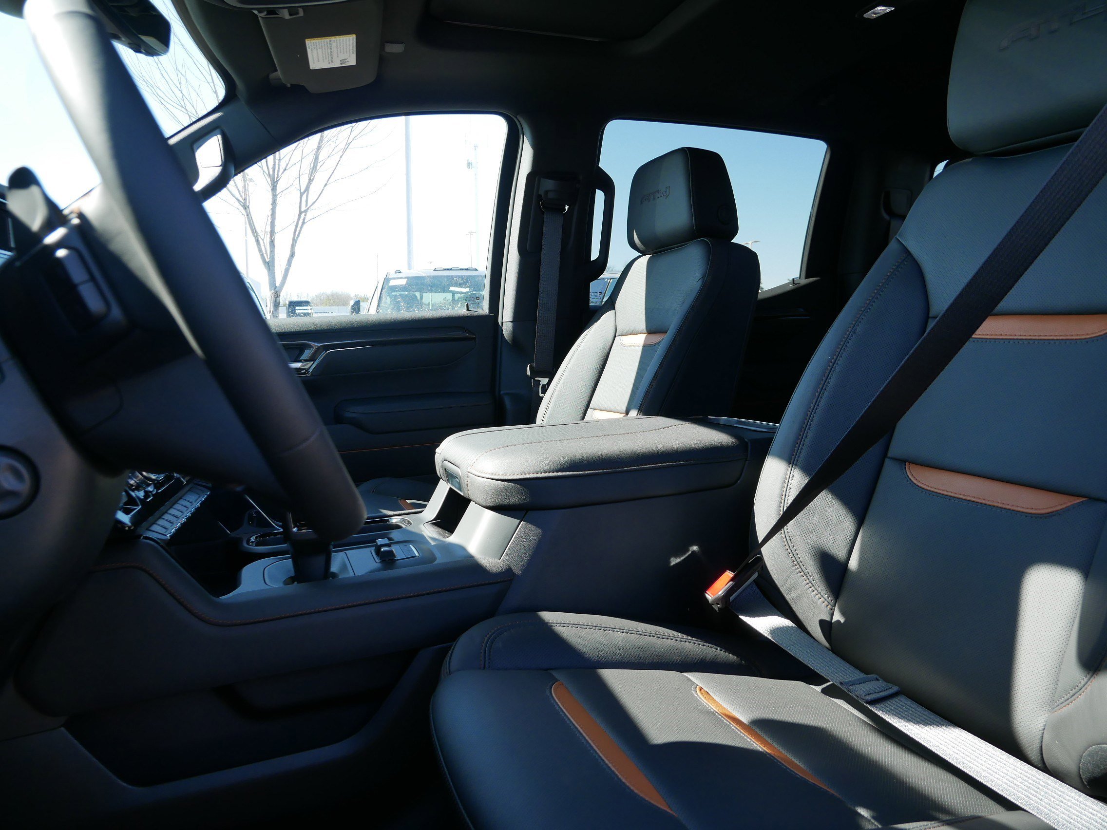 New 2026 GMC Sierra 1500 AT4 w/ Technology Package image 4
