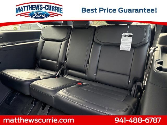 New 2025 Ford Expedition Max Platinum w/ Stealth Performance Package image 13