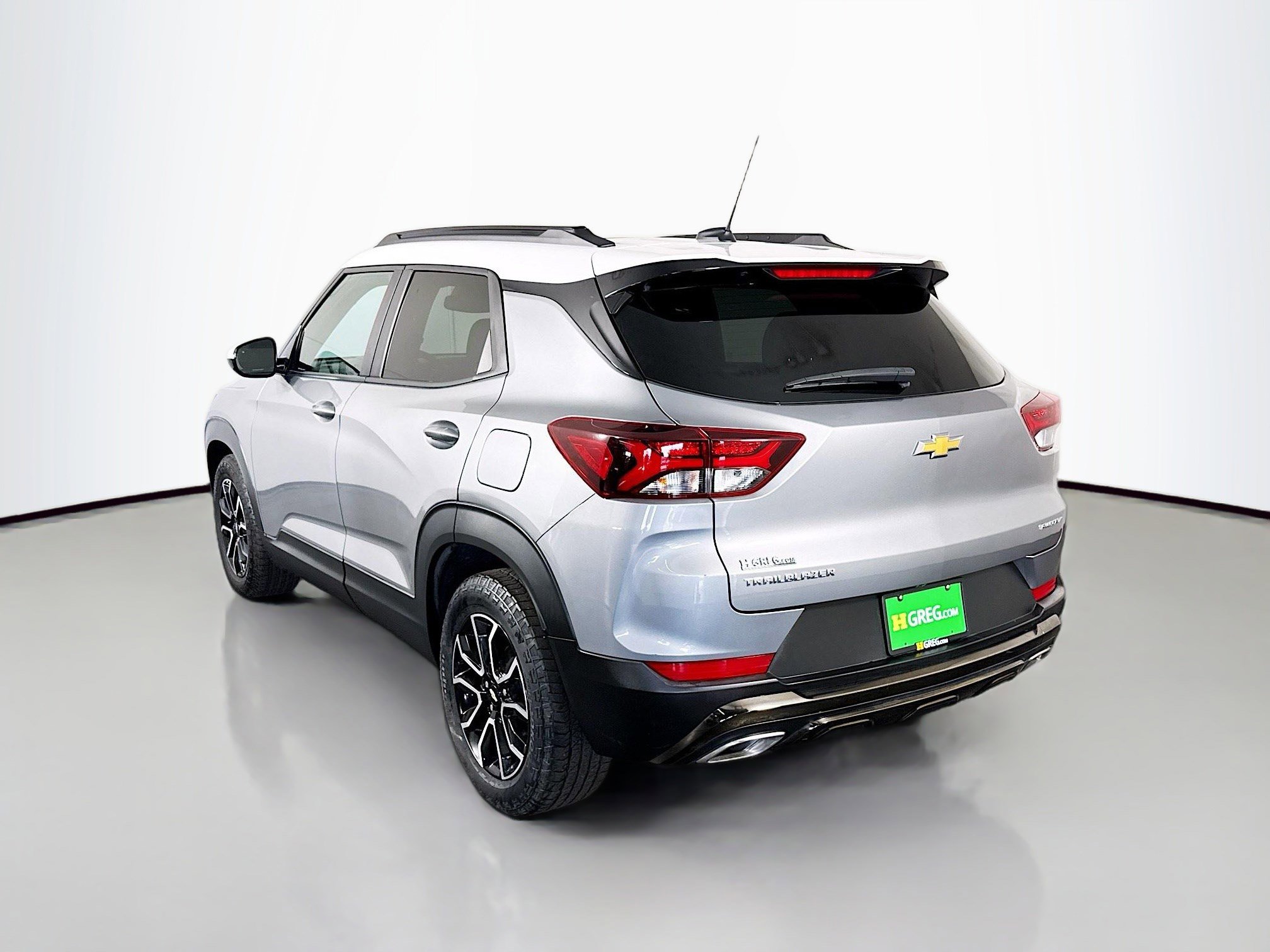 Used 2023 Chevrolet TrailBlazer ACTIV w/ Sun and Liftgate Package image 7