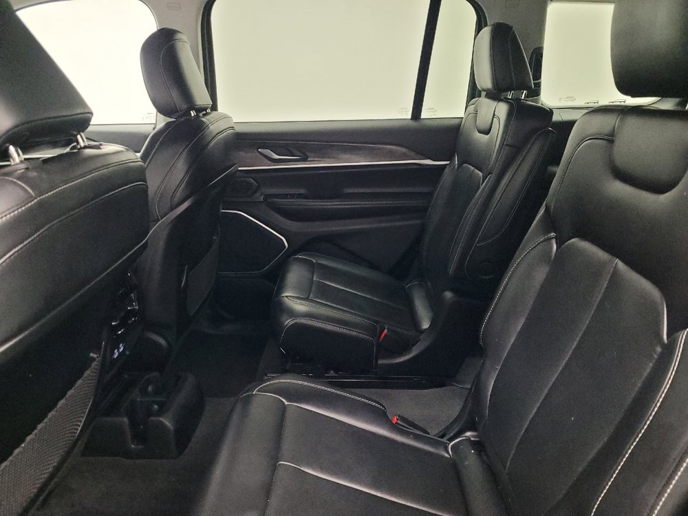 Used 2021 Jeep Grand Cherokee L Limited image 18