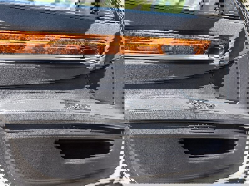 Used 2015 BMW 740Li image 28