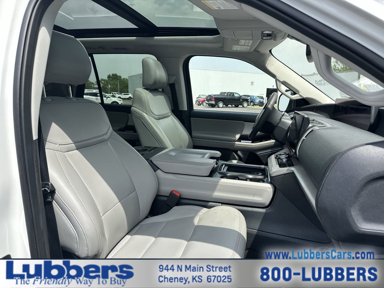 Used 2025 Ford Expedition Max Active AWD/4WD image 25