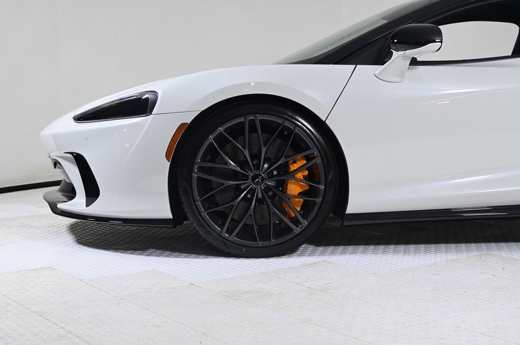 New 2026 McLaren GTS RWD image 25