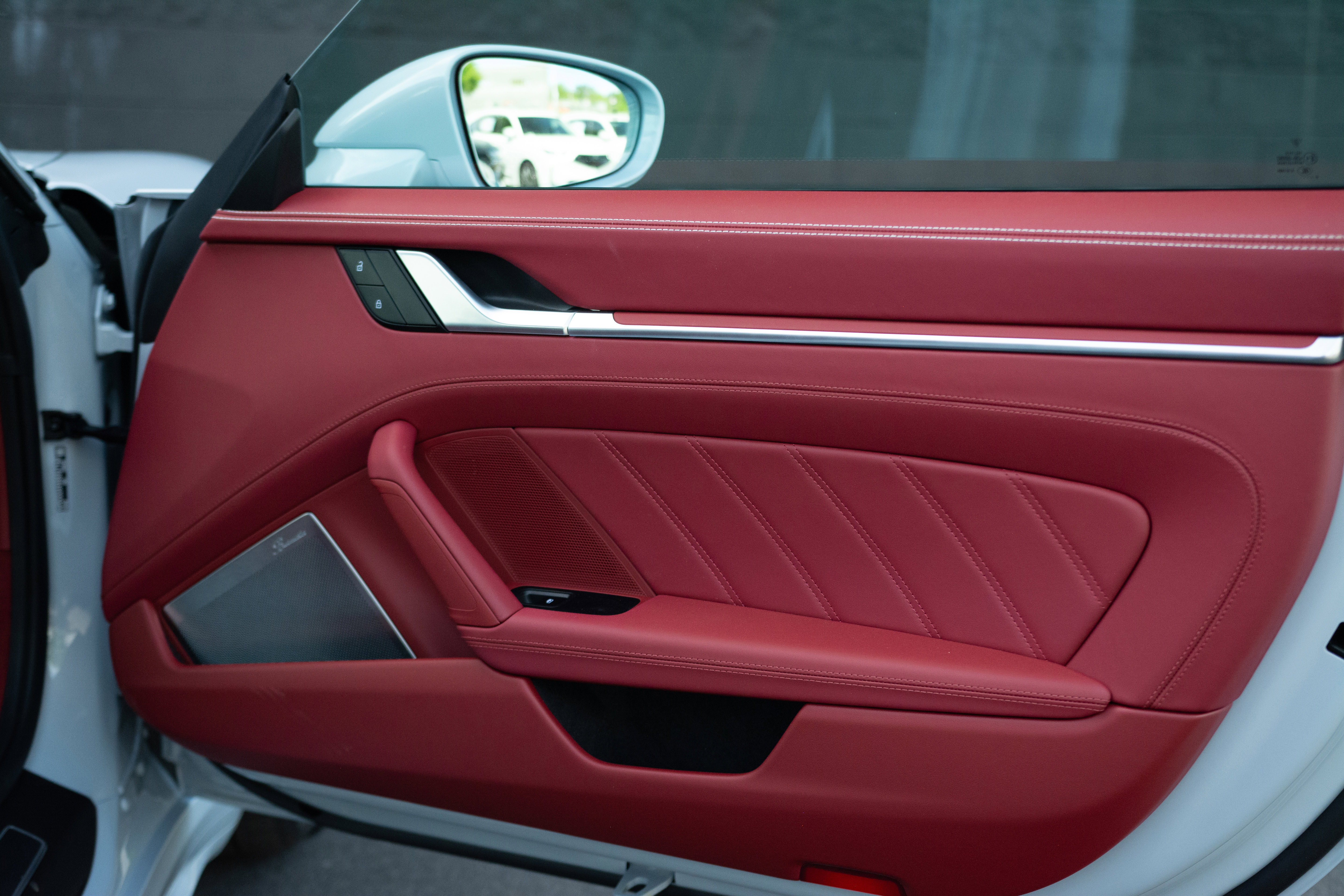 Certified 2025 Porsche 911 Turbo S image 26