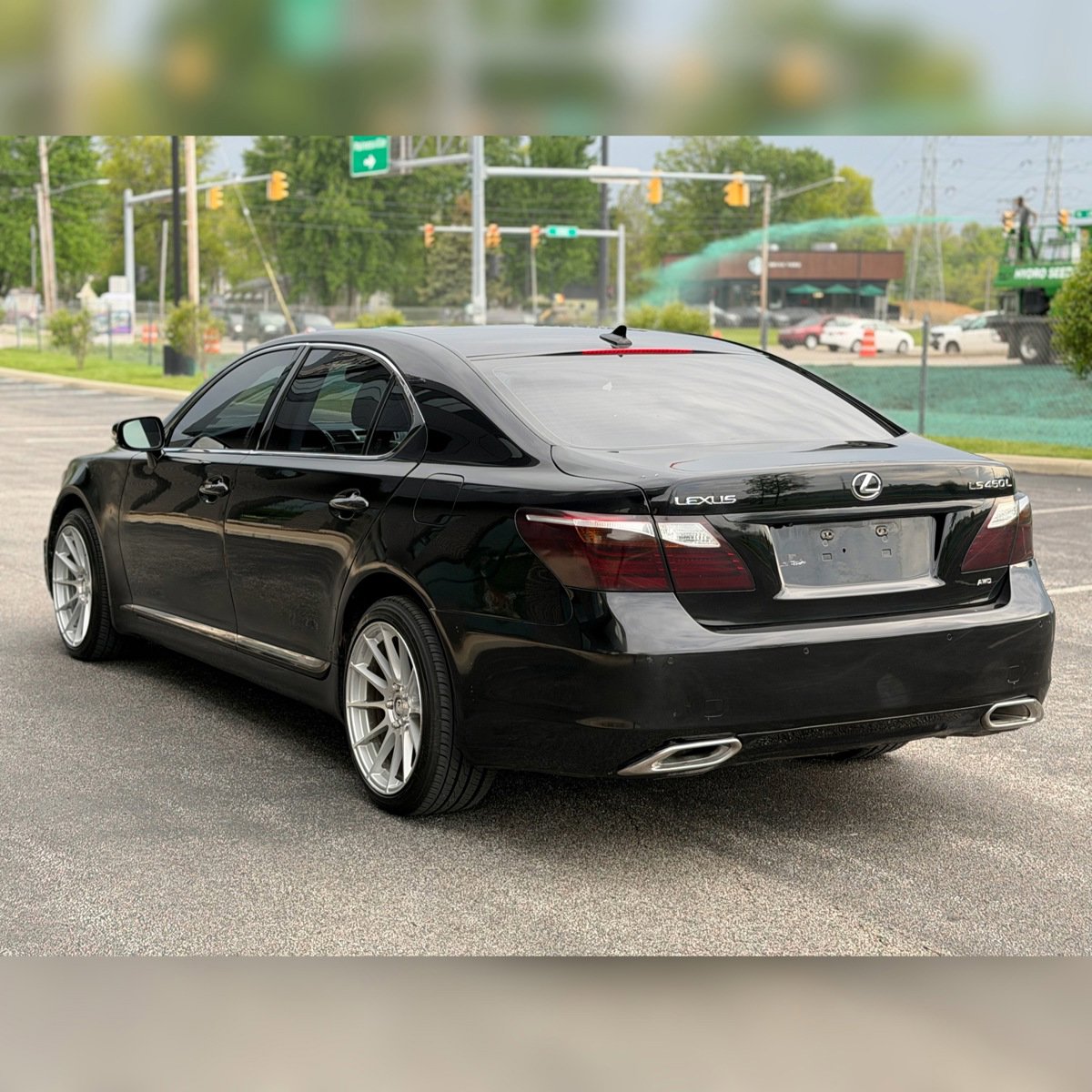 Used 2011 Lexus LS 460 L w/ Luxury Pkg AWD/4WD image 3