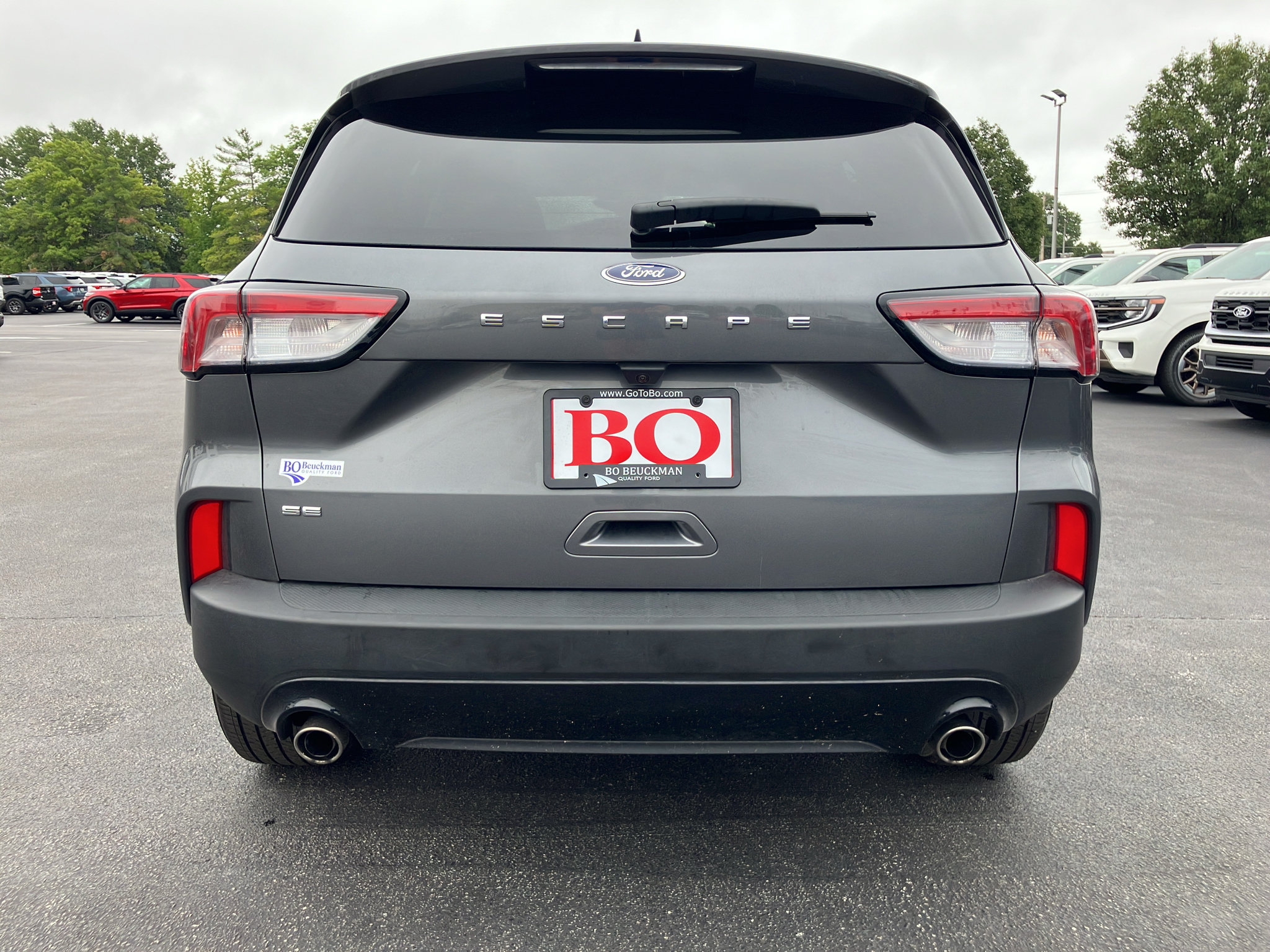 Used 2022 Ford Escape SE w/ SE Sport Appearance Package FWD image 4