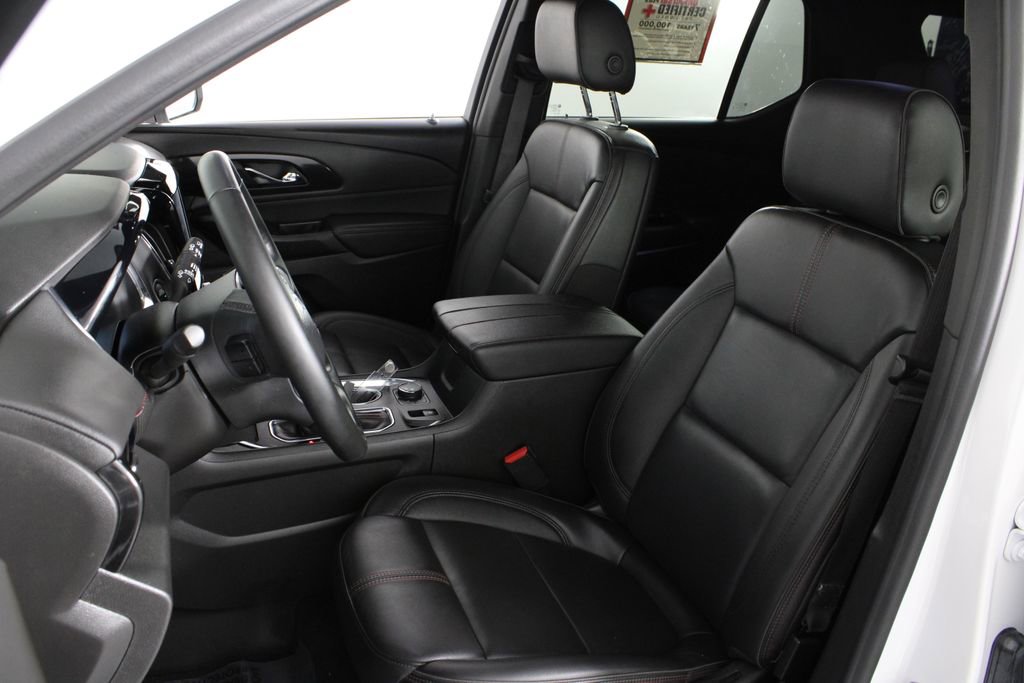 Used 2023 Chevrolet Traverse RS FWD image 20