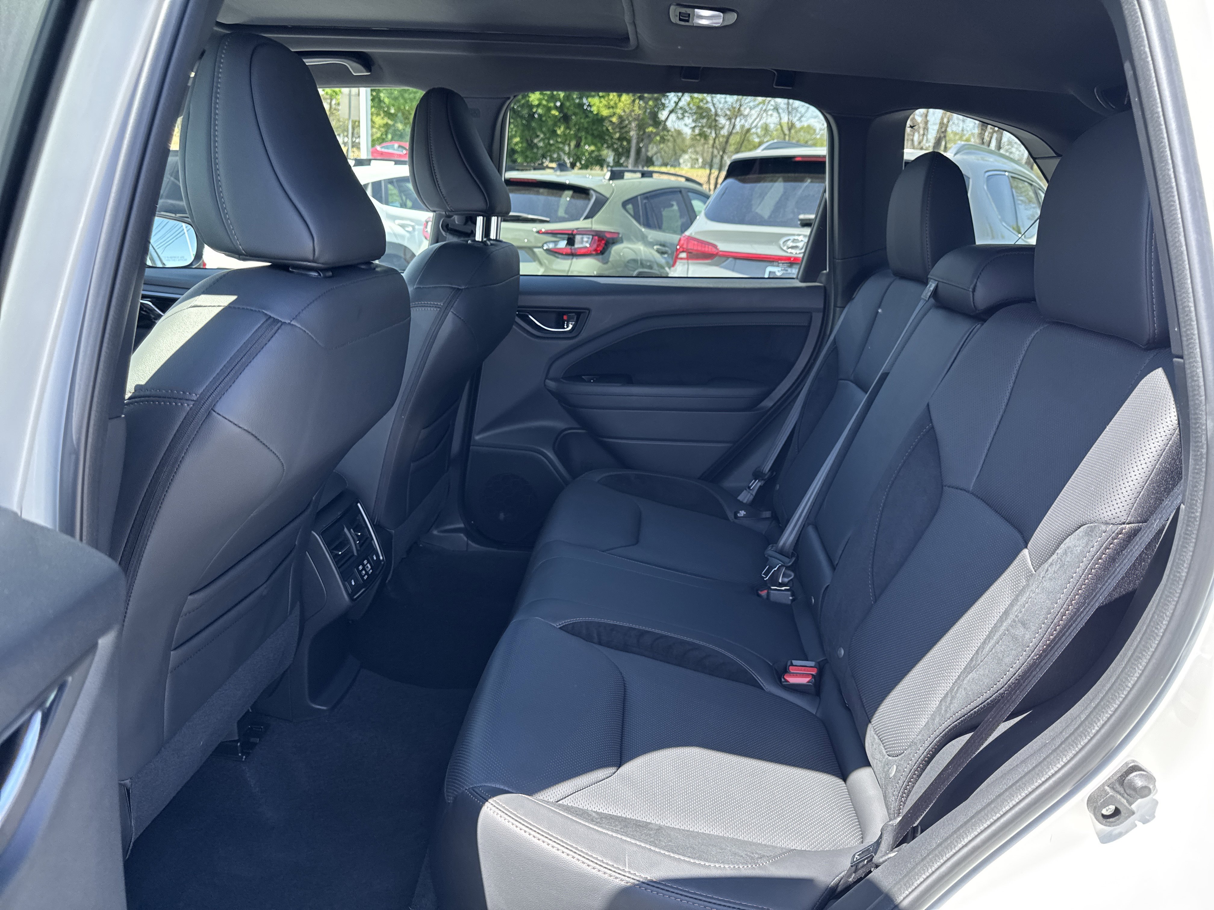 Certified 2025 Subaru Forester Touring AWD/4WD image 17