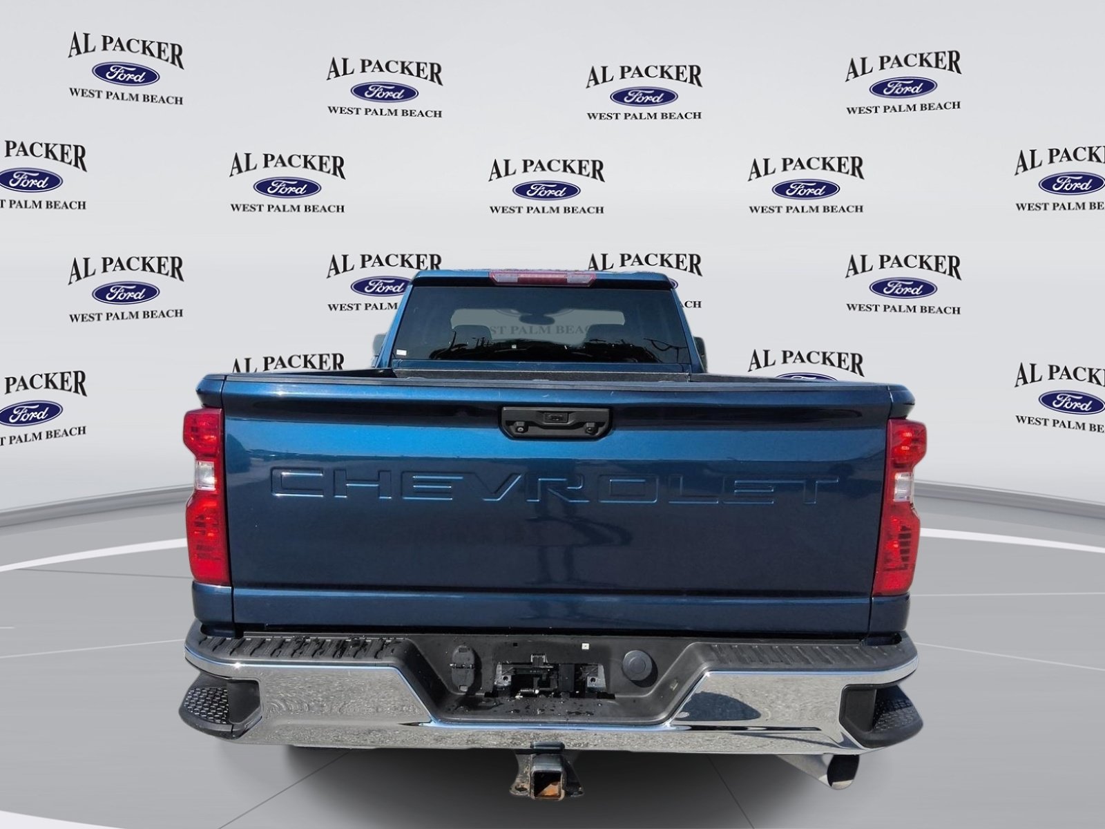 Used 2022 Chevrolet Silverado 2500 LT w/ Convenience Package AWD/4WD image 4