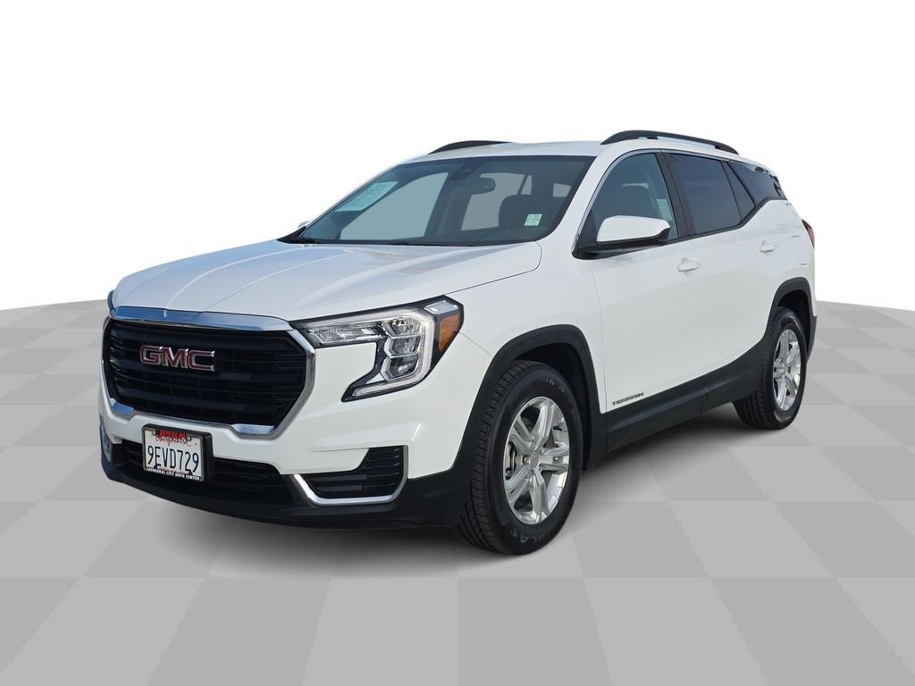Used 2023 GMC Terrain SLE w/ Driver Convenience Package image 1