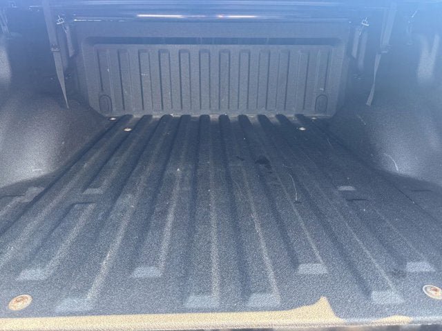 Used 2013 Ford F150 XLT w/ Luxury Equipment Group AWD/4WD image 18