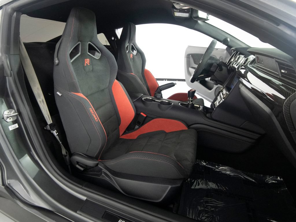 Used 2020 Ford Mustang Shelby GT350R w/ GT350R Equipment Group 920A RWD image 36