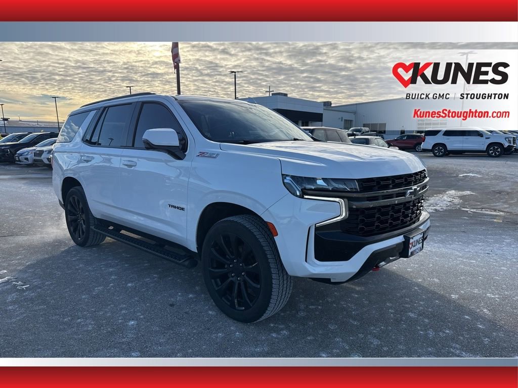 Used 2022 Chevrolet Tahoe Z71 w/ Luxury Package image 2