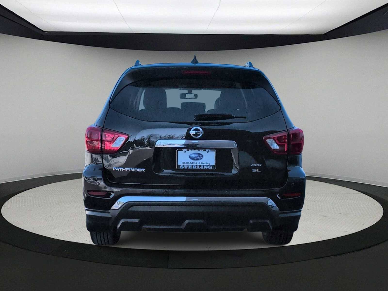 Used 2019 Nissan Pathfinder SL image 7