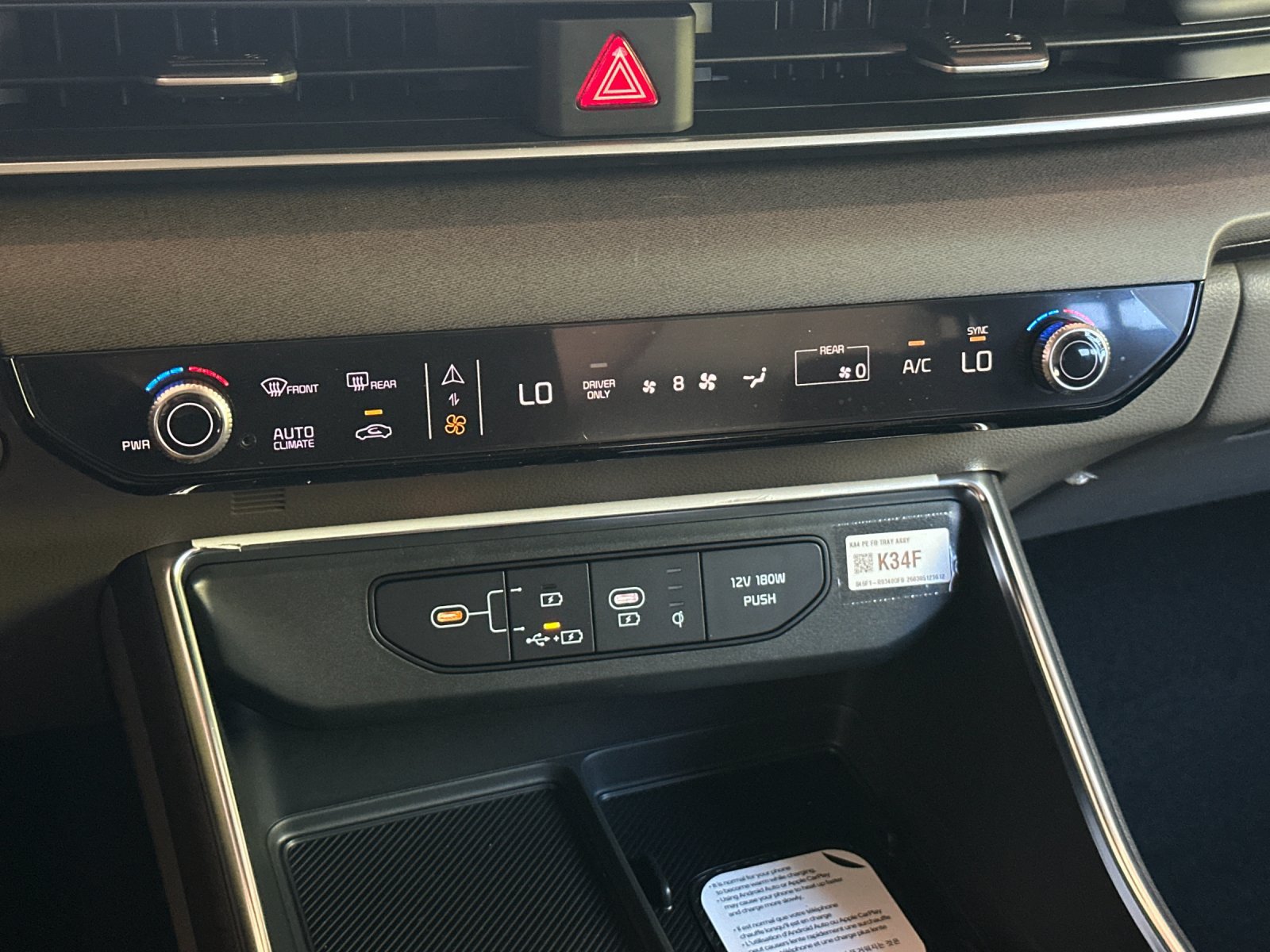 New 2026 Kia Carnival EX FWD image 22