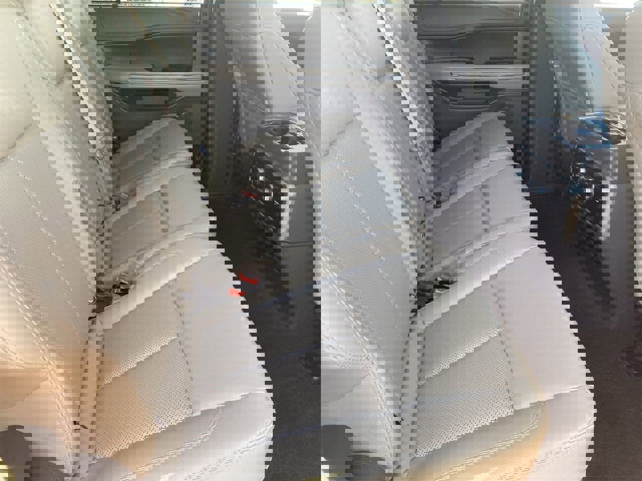 Used 2021 Ford Expedition XLT image 10