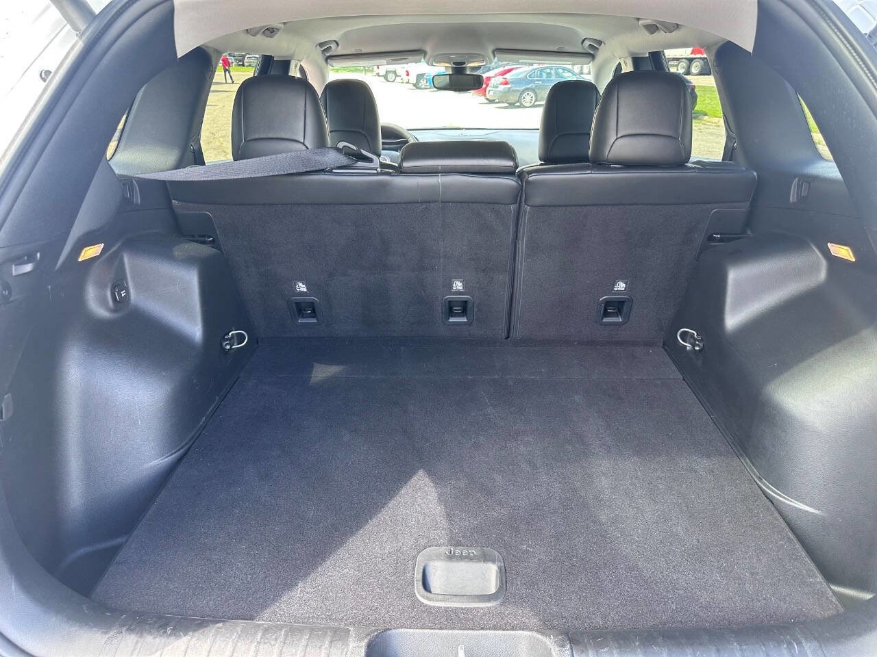 Used 2022 Jeep Cherokee Latitude Lux image 6