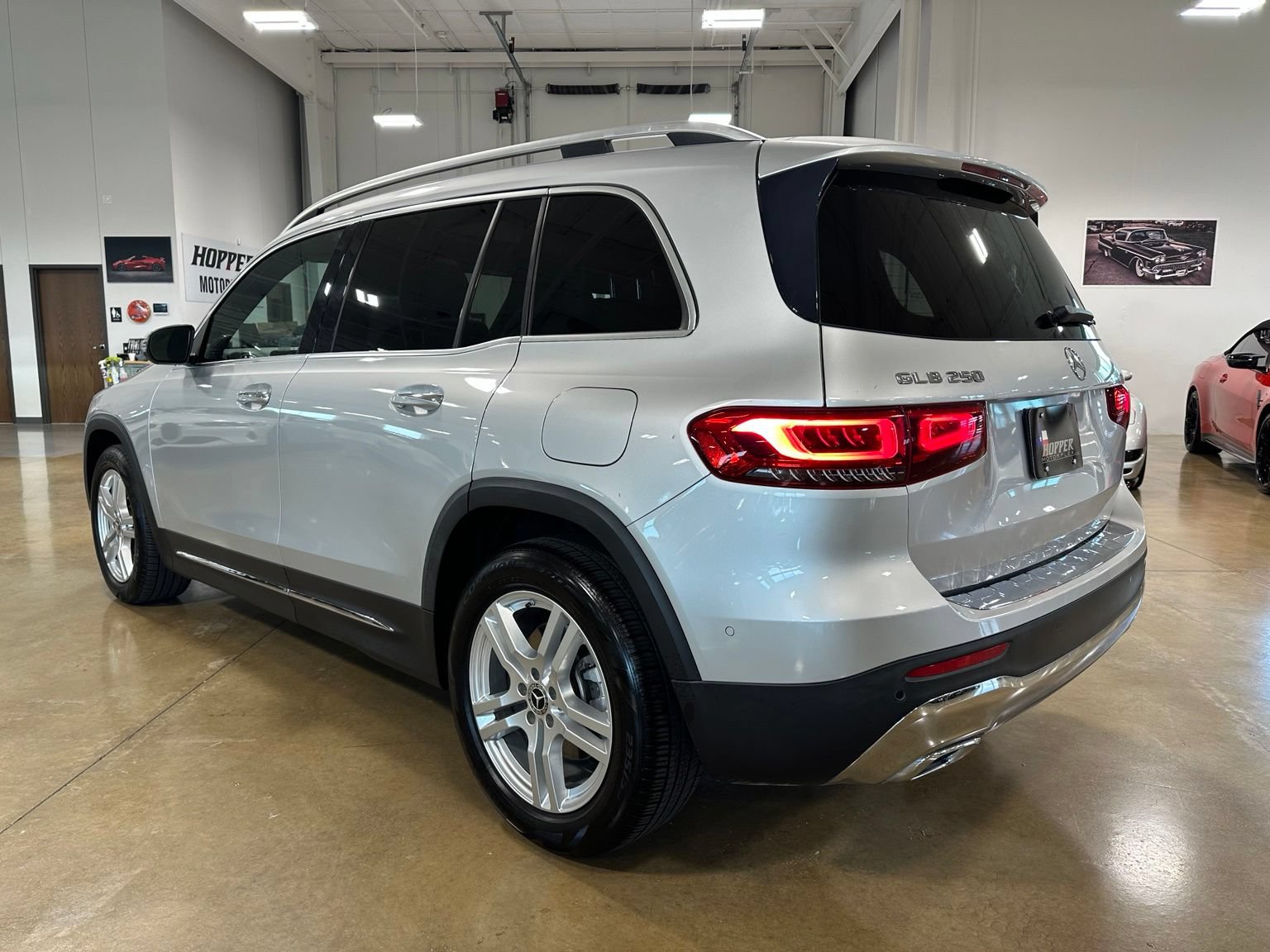 Used 2021 Mercedes-Benz GLB 250 image 6