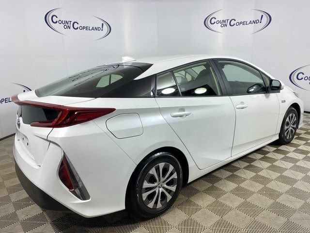 Certified 2022 Toyota Prius Prime LE image 7