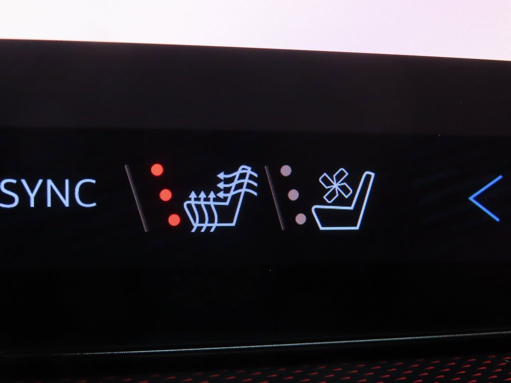 Certified 2024 Chevrolet Traverse RS image 8