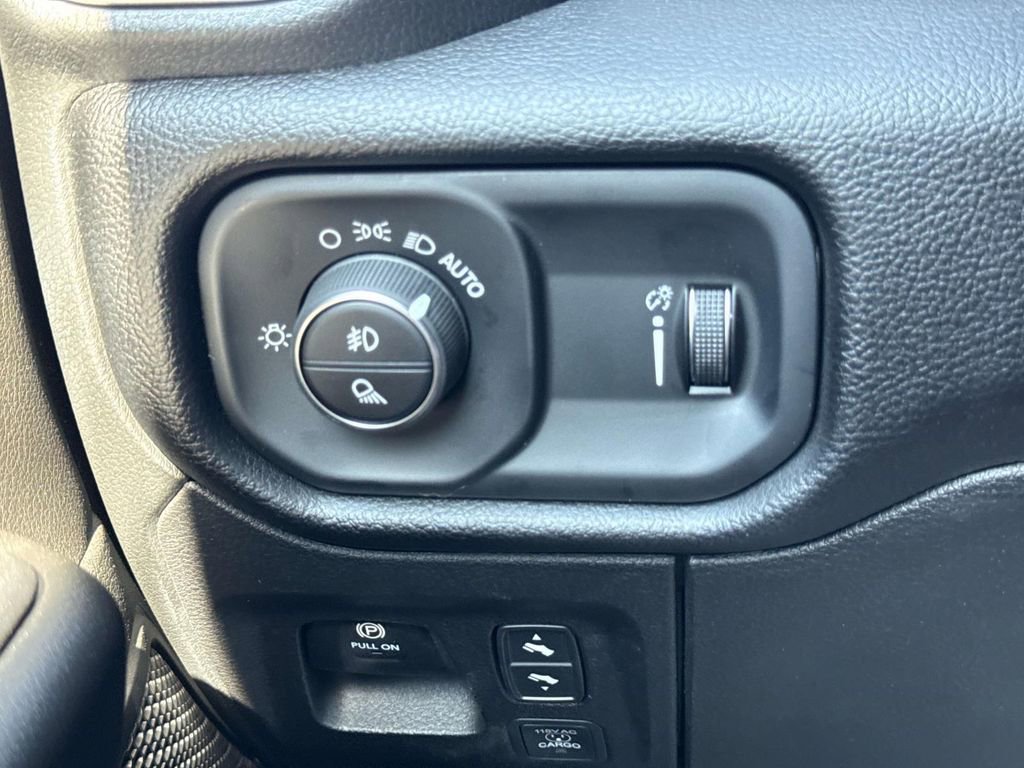 New 2025 RAM 1500 Big Horn image 19