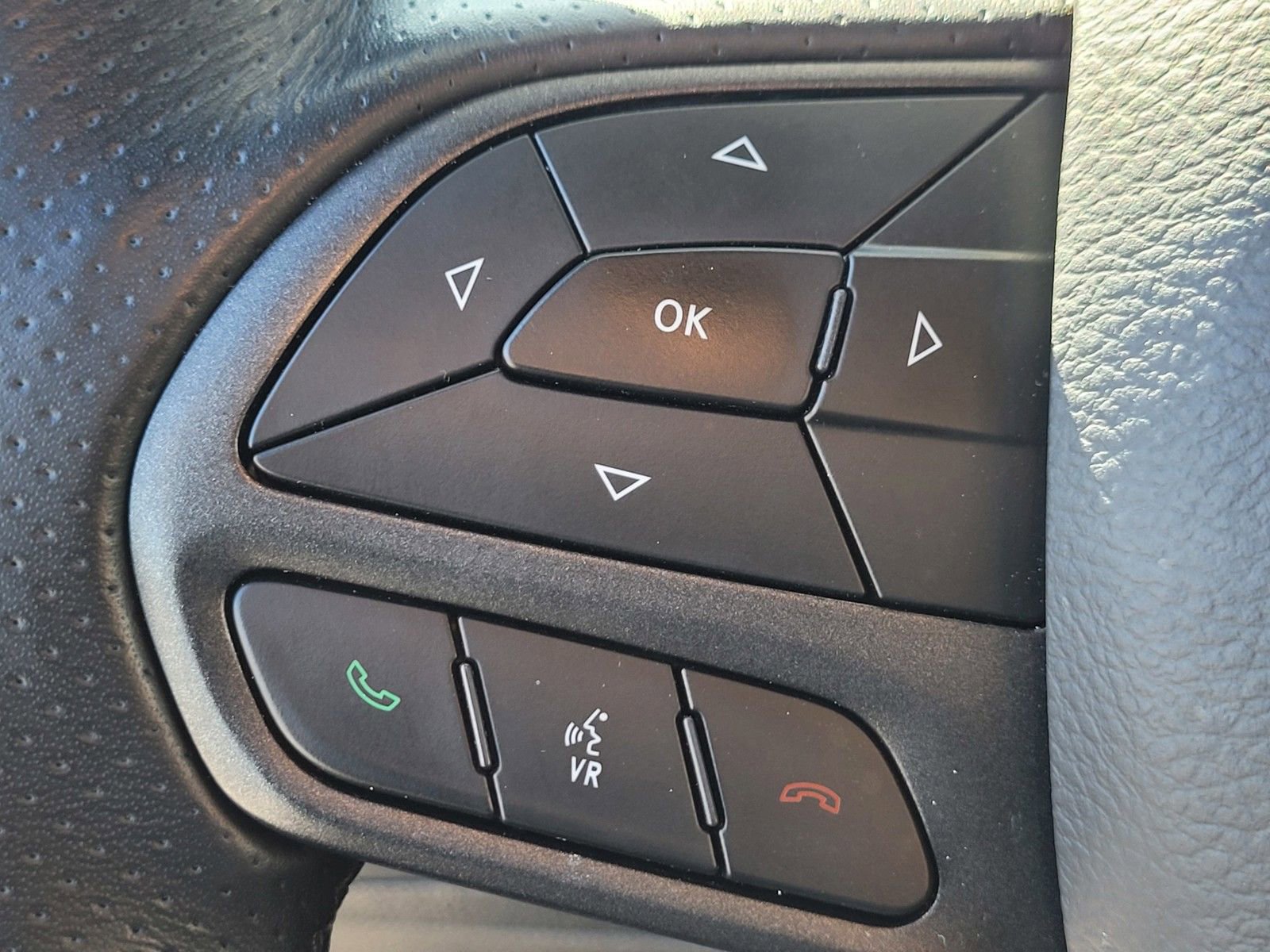 Used 2025 Dodge Durango GT AWD/4WD image 26