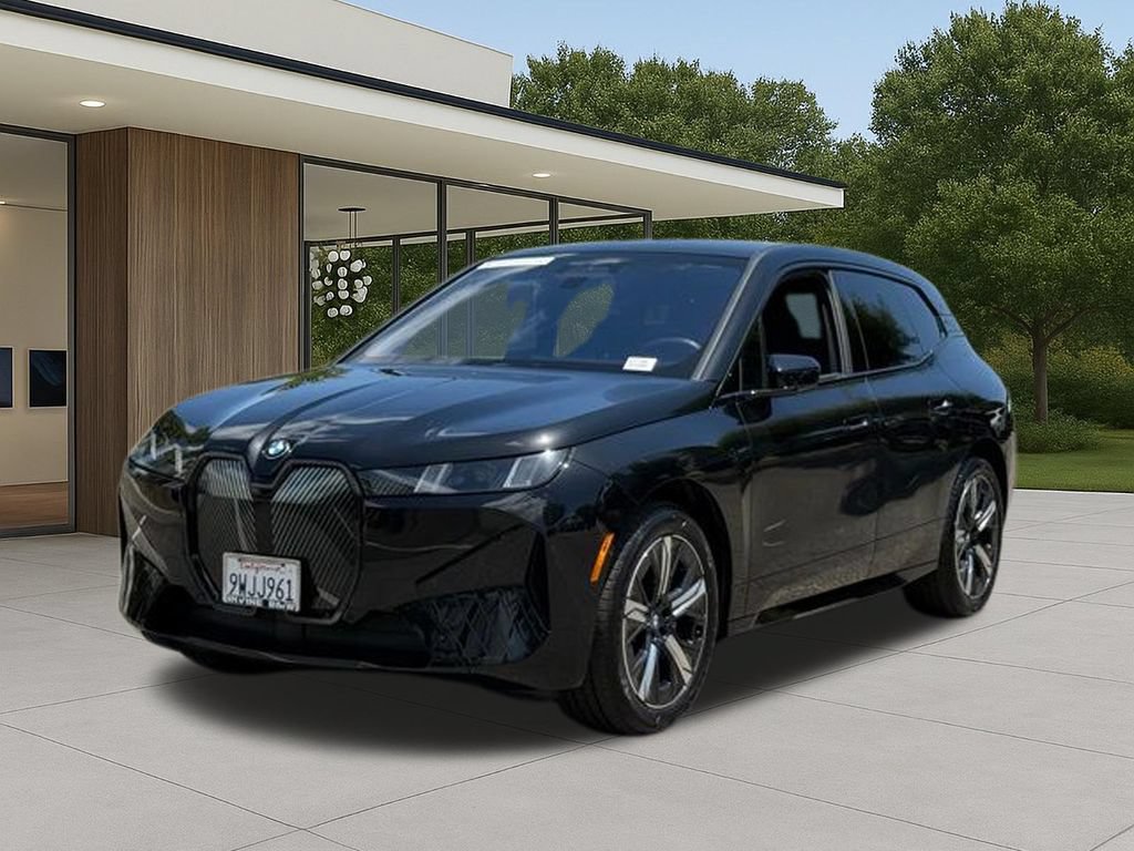 Used 2026 BMW iX xDrive60 AWD/4WD image 2