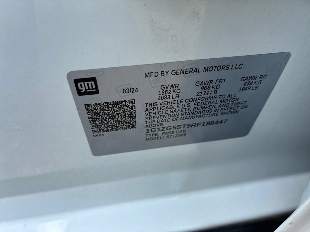 Used 2024 Chevrolet Malibu RS FWD image 35