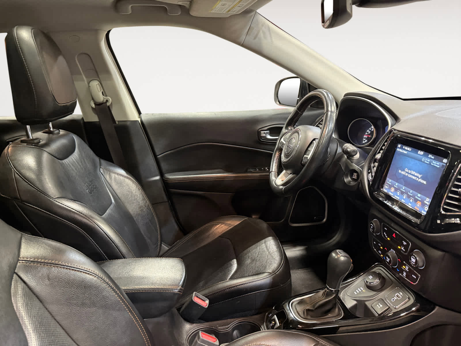 Used 2021 Jeep Compass Limited w/ Sun and Sound Group image 16