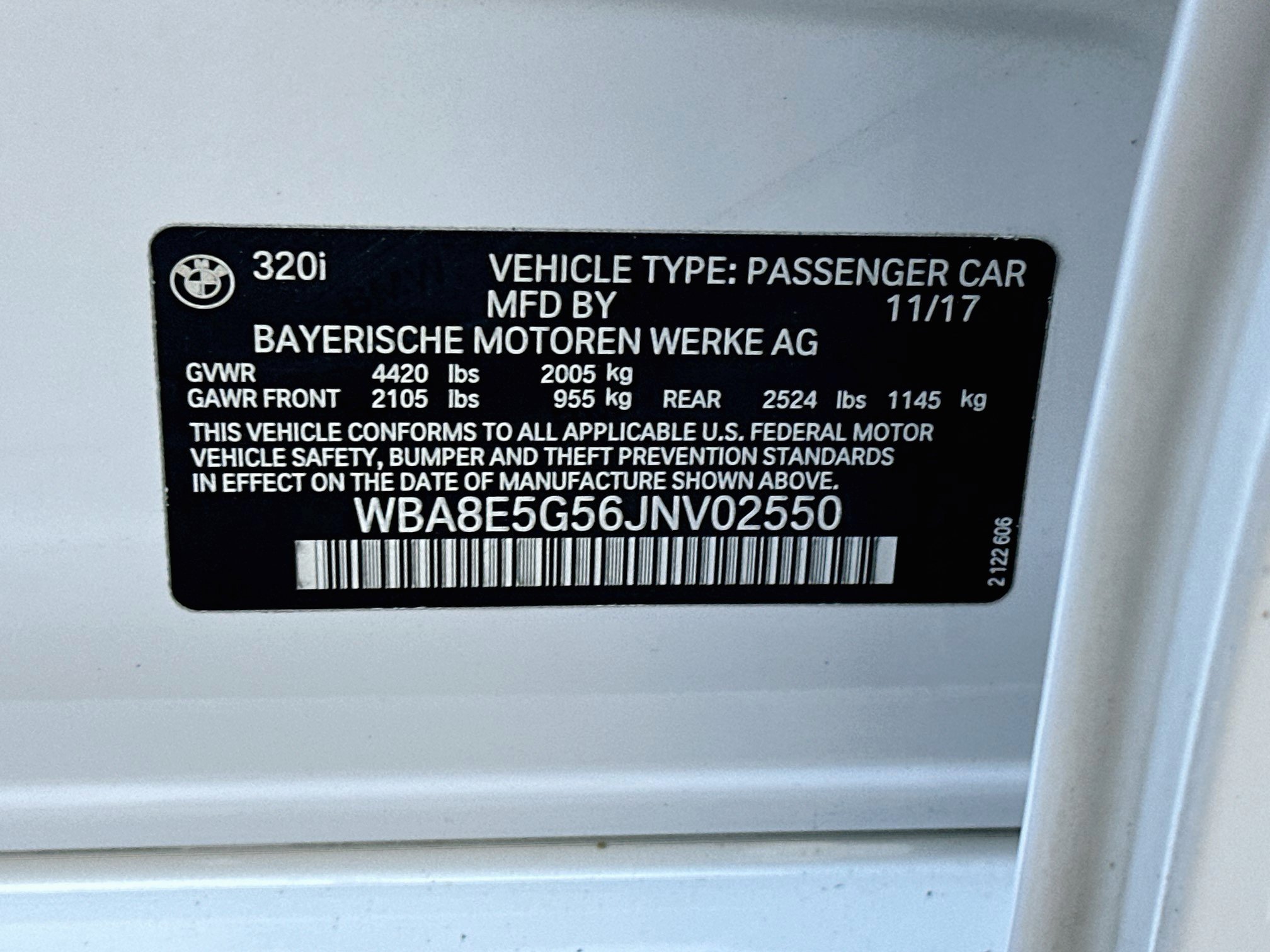 Used 2018 BMW 320i xDrive Sedan AWD/4WD image 12