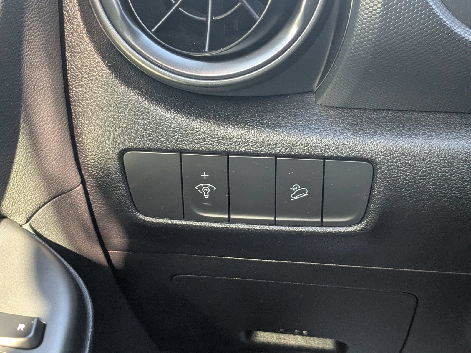 Used 2022 Hyundai Kona N w/ Cargo Package FWD image 16