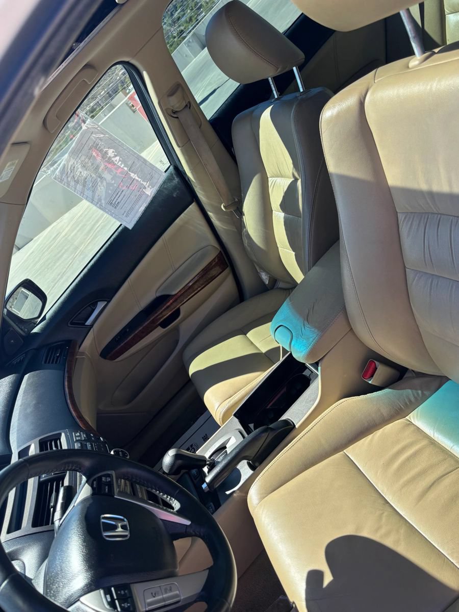 Used 2012 Honda Accord EX-L image 19