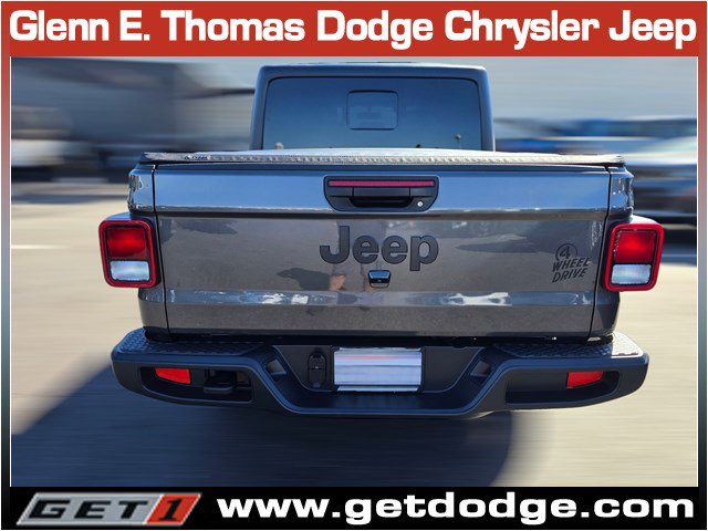Certified 2023 Jeep Gladiator Willys image 8